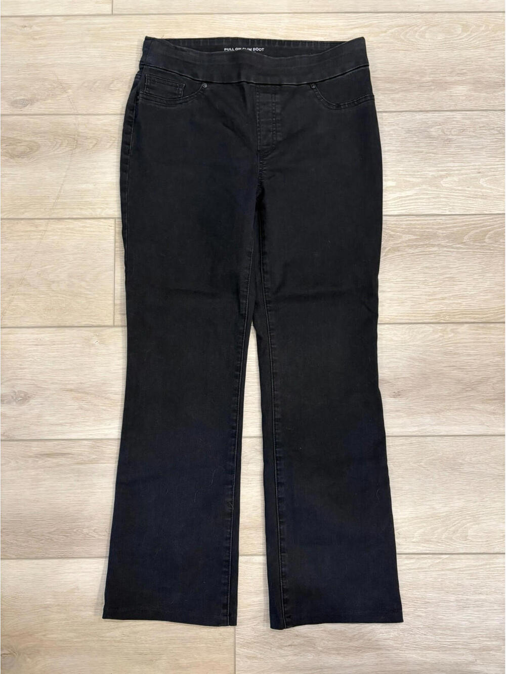 Chico's Black Size 0R (4R) Pull On Slim Boot Cut Pants